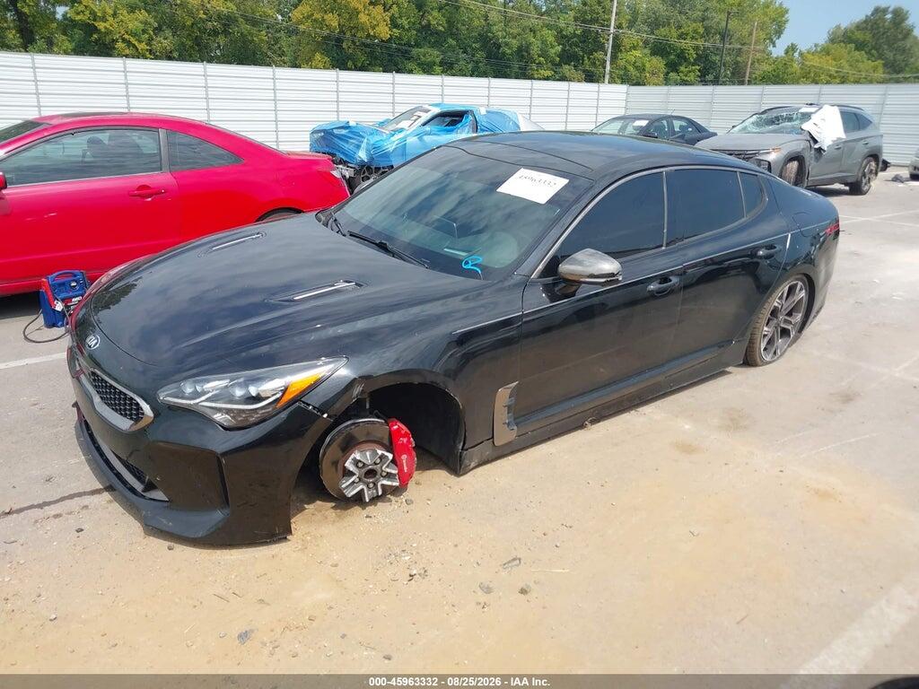 KNAE55LC9L6073280 2020 KIA STINGER photo no. 2