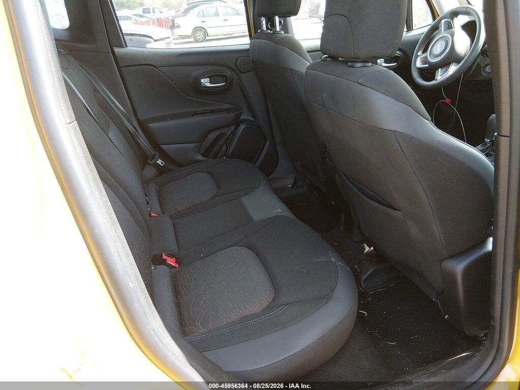 ZACNJDB14PPP55296 2023 JEEP RENEGADE photo no. 8