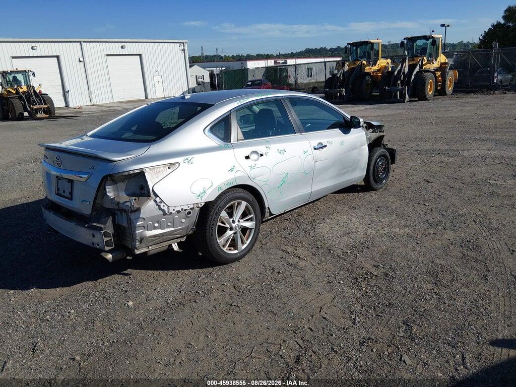 1N4AL3AP3DN435764 2013 NISSAN ALTIMA photo no. 4