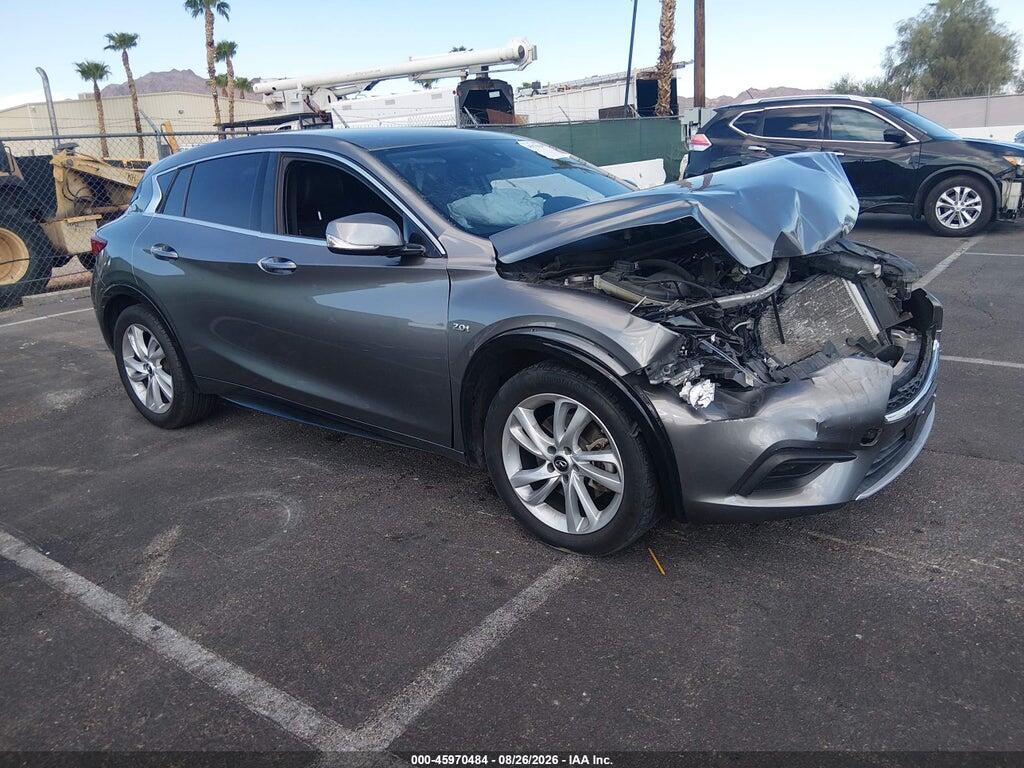 2018 INFINITI QX30 SJKCH5CP1JA057327