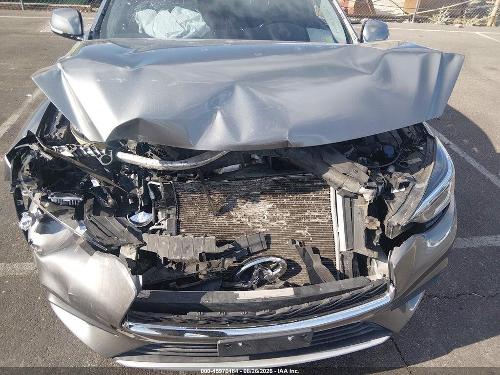 SJKCH5CP1JA057327 2018 INFINITI QX30 photo no. 6