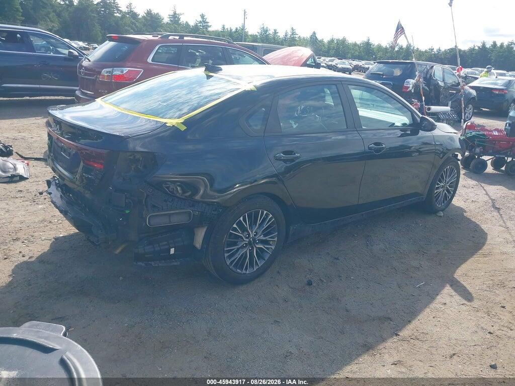 3KPF54AD0PE584423 2023 KIA FORTE photo no. 4
