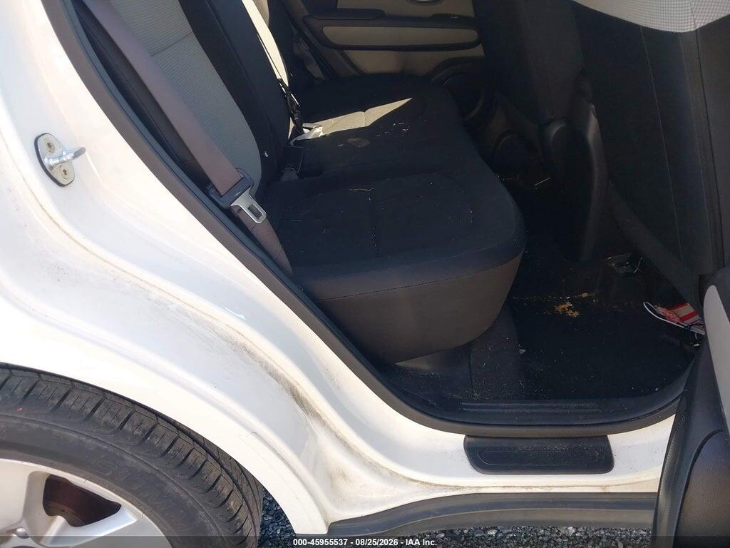 KNDJN2A29K7698622 2019 KIA SOUL photo no. 8