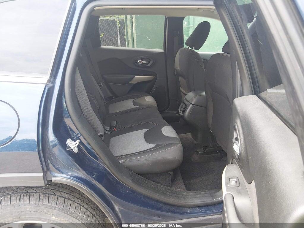 1C4PJLCB7JD596485 2018 JEEP CHEROKEE photo no. 8