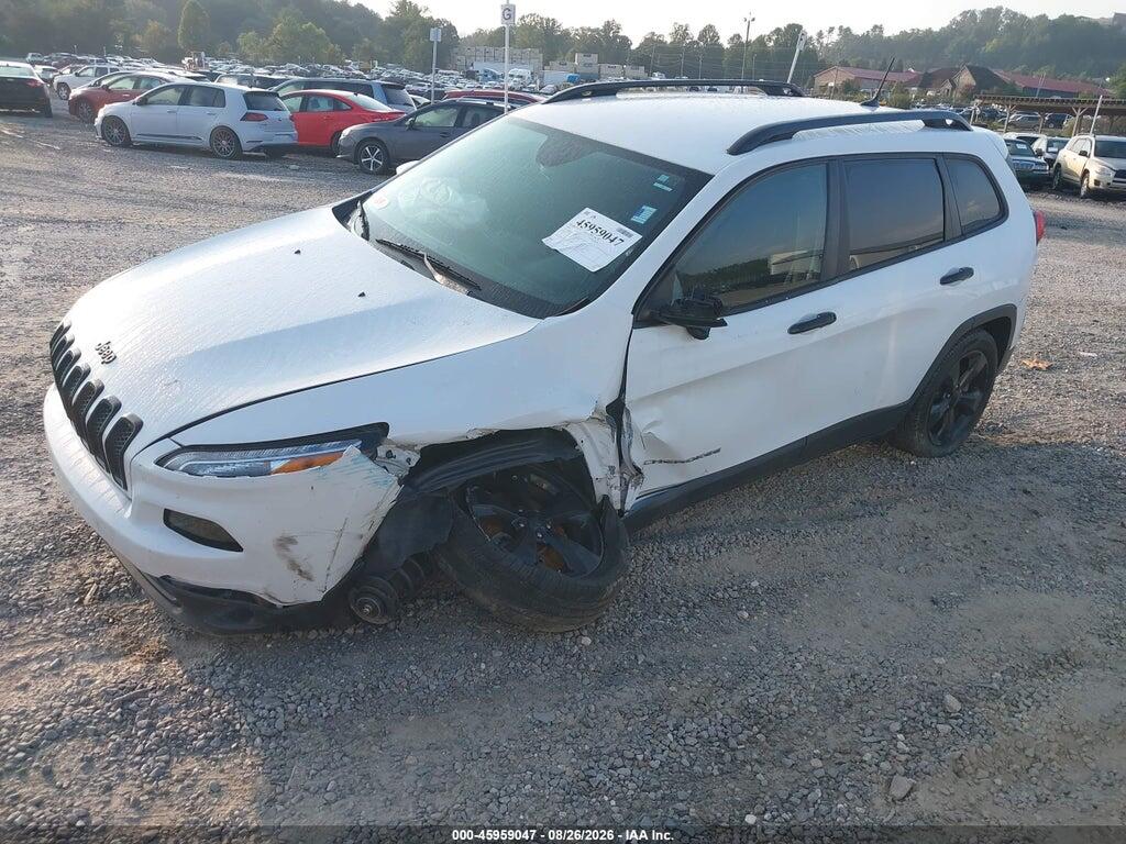 1C4PJLCB4JD544554 2018 JEEP CHEROKEE photo no. 2