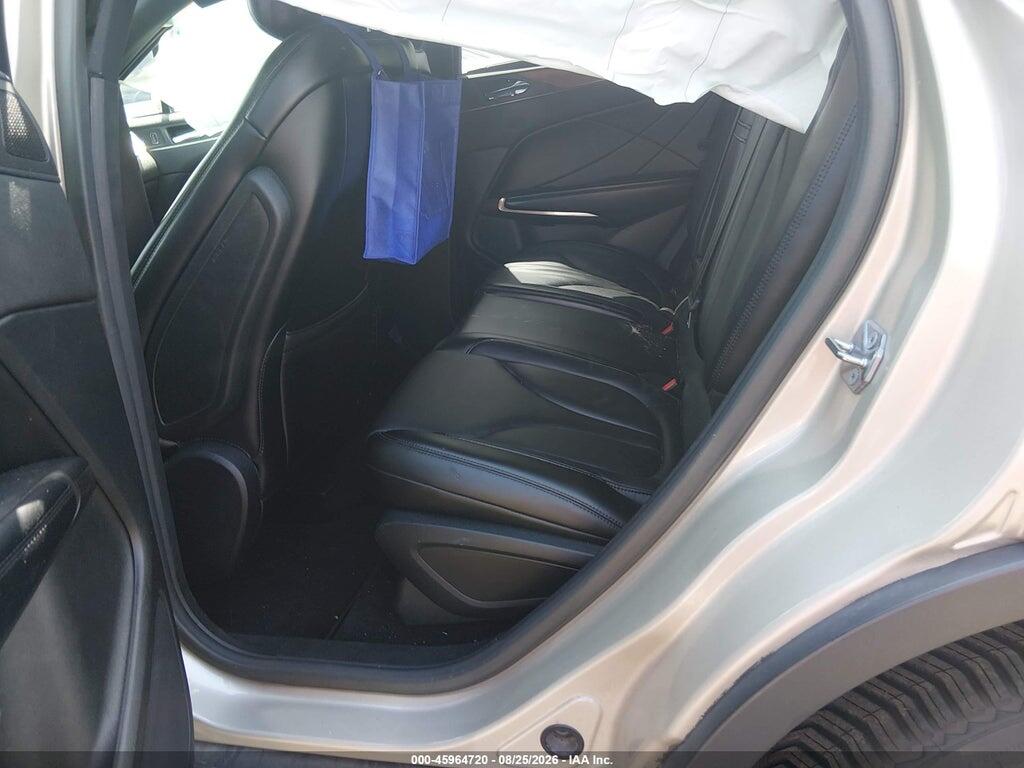5LMCJ3D99HUL33119 2017 LINCOLN MKC photo no. 8