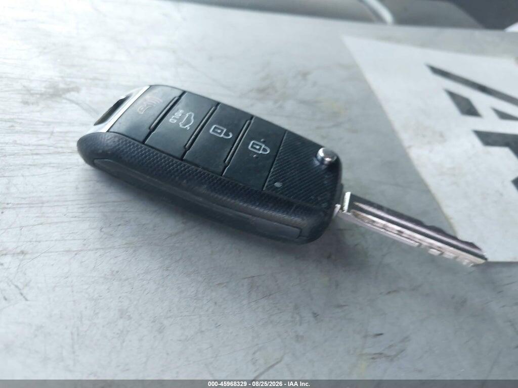 KNAFX4A6XG5476623 2016 KIA FORTE photo no. 11