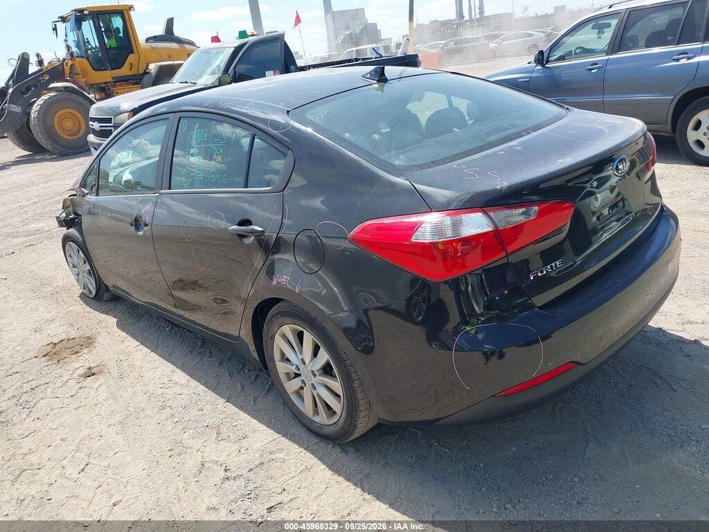 KNAFX4A6XG5476623 2016 KIA FORTE photo no. 3