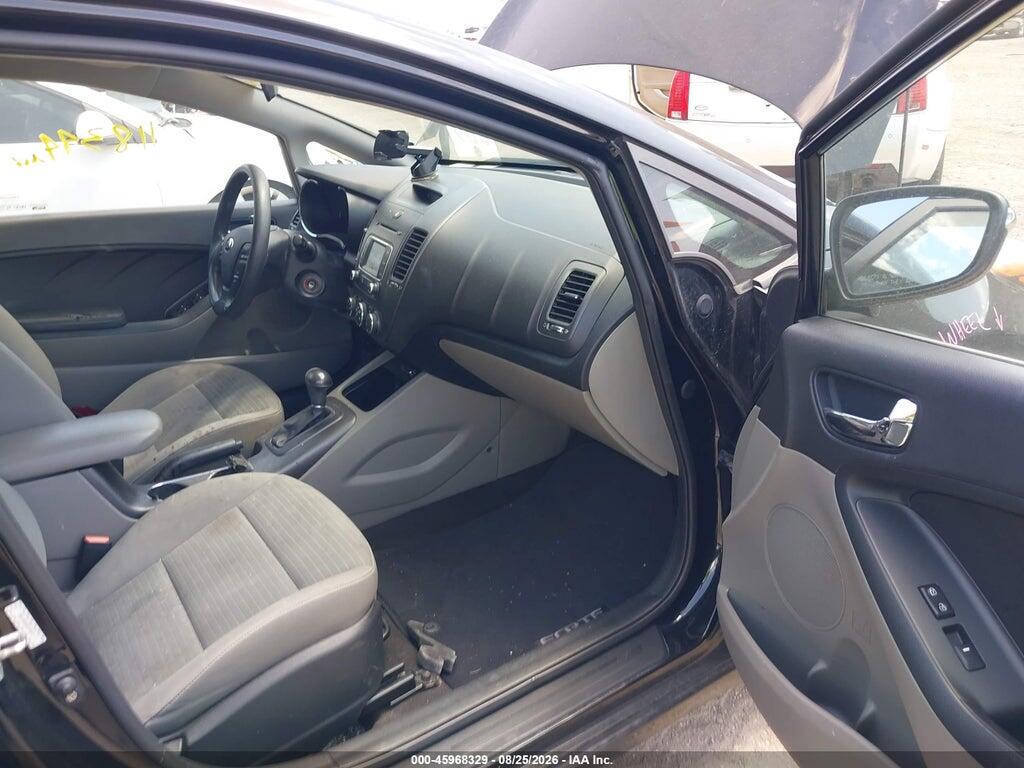 KNAFX4A6XG5476623 2016 KIA FORTE photo no. 5