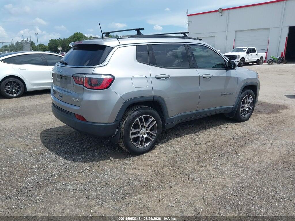 3C4NJCBB2JT489119 2018 JEEP COMPASS photo no. 4