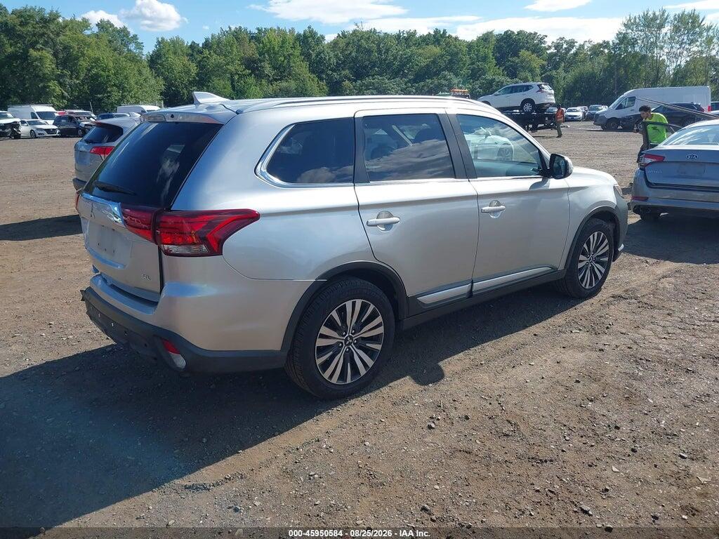 JA4AD3A31LZ031884 2020 MITSUBISHI OUTLANDER photo no. 4