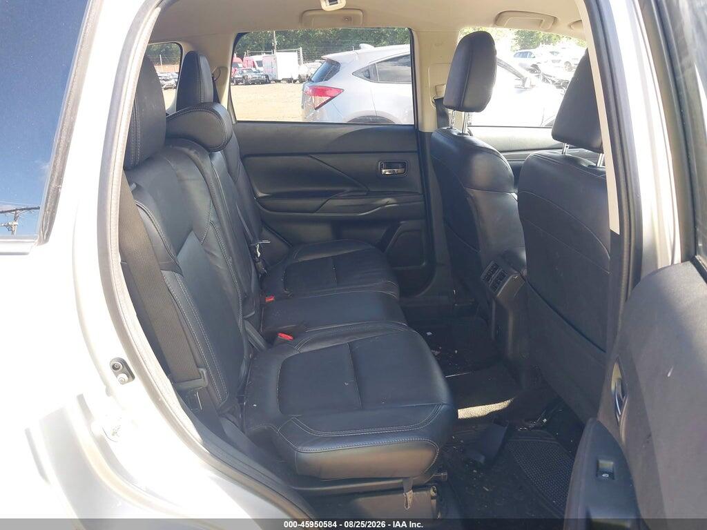 JA4AD3A31LZ031884 2020 MITSUBISHI OUTLANDER photo no. 8