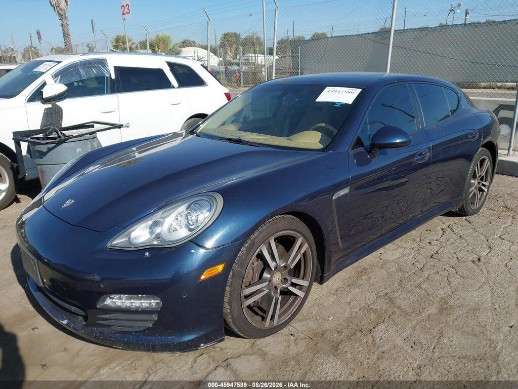 WP0AA2A77DL010232 2013 PORSCHE PANAMERA photo no. 2