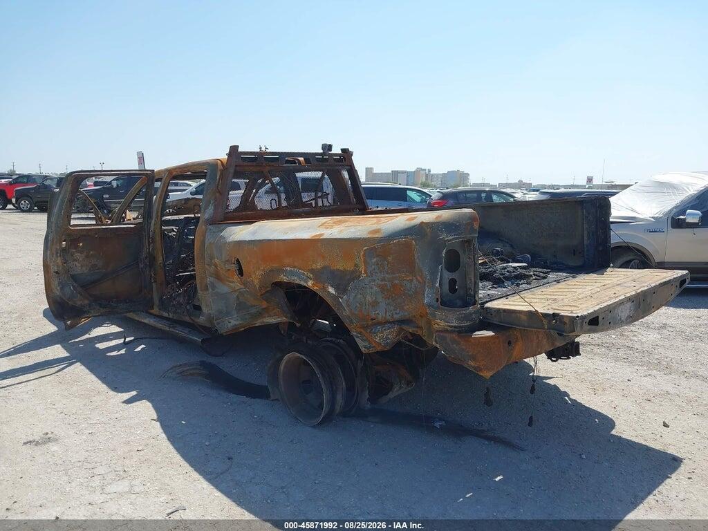 3C63RRKL4DG597841 2013 RAM 3500 photo no. 3