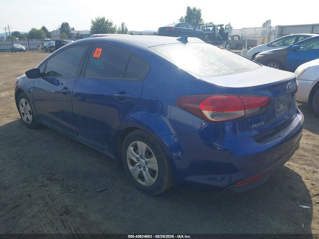 3KPFK4A71JE184655 2018 KIA FORTE photo no. 3