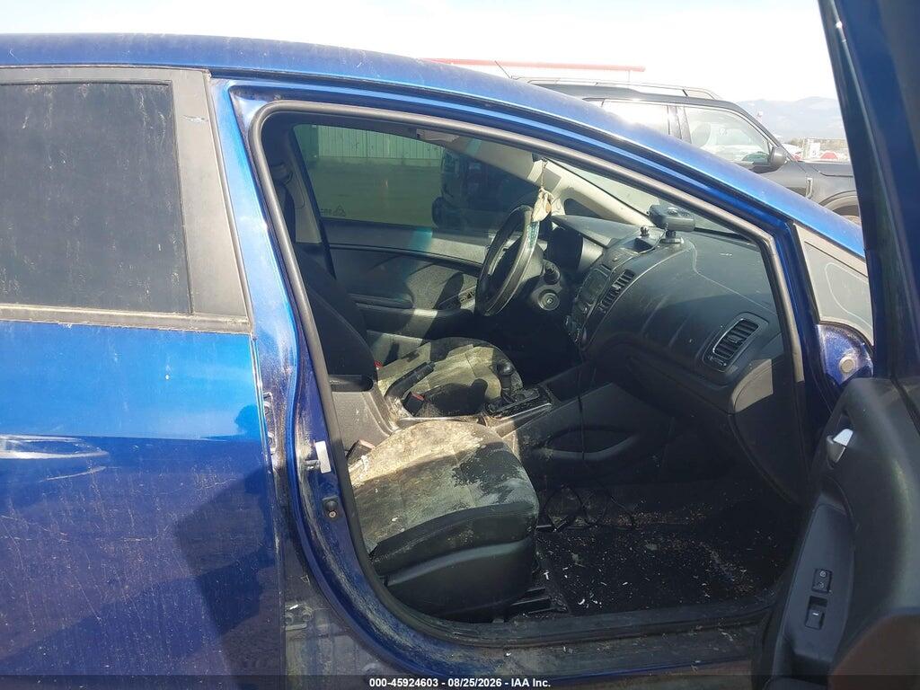3KPFK4A71JE184655 2018 KIA FORTE photo no. 5