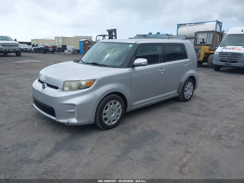 JTLZE4FE1DJ047710 2013 SCION XB photo no. 2