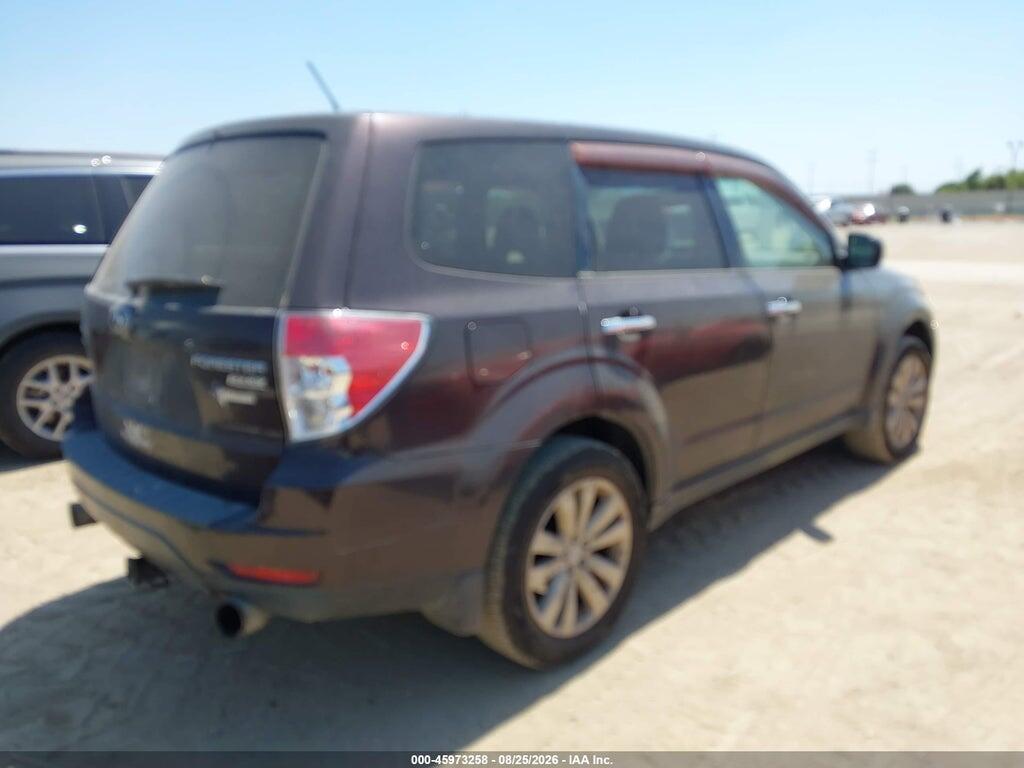 JF2SHADC0DH403772 2013 SUBARU FORESTER photo no. 4