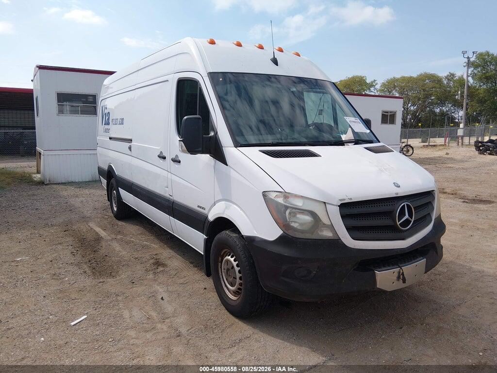 2014 MERCEDES-BENZ SPRINTER 2500 WD3PE8DC5E5858667