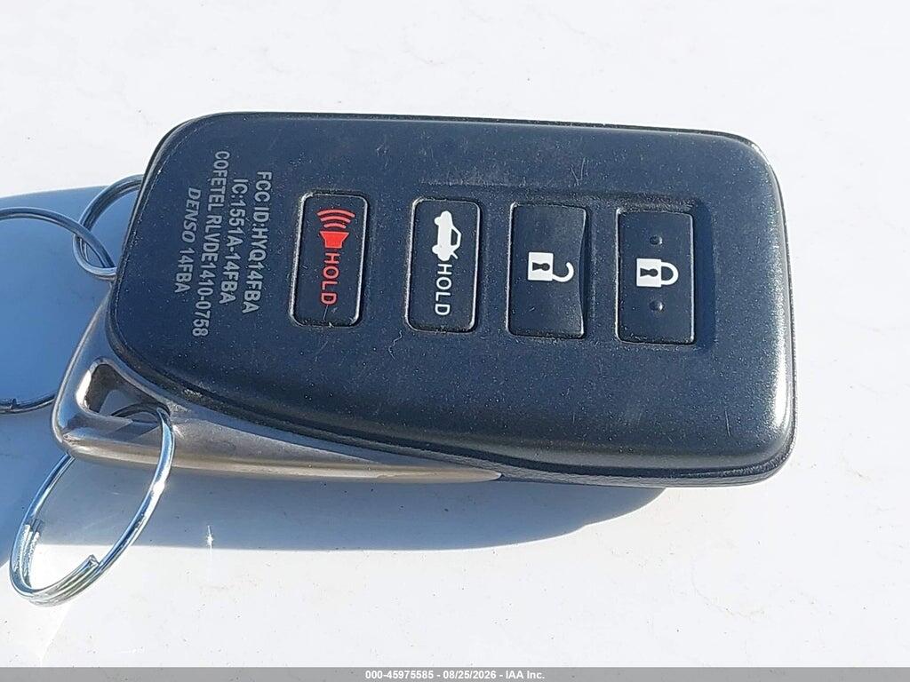 JTHBA1D28J5064393 2018 LEXUS IS 300 photo no. 11