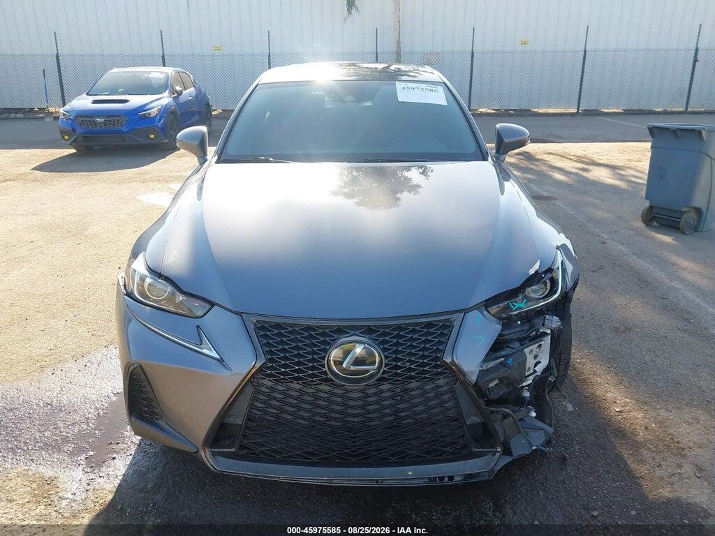 JTHBA1D28J5064393 2018 LEXUS IS 300 photo no. 12