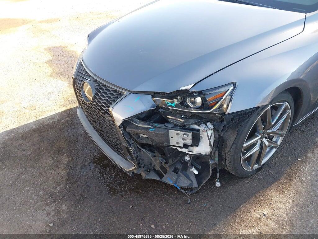 JTHBA1D28J5064393 2018 LEXUS IS 300 photo no. 6