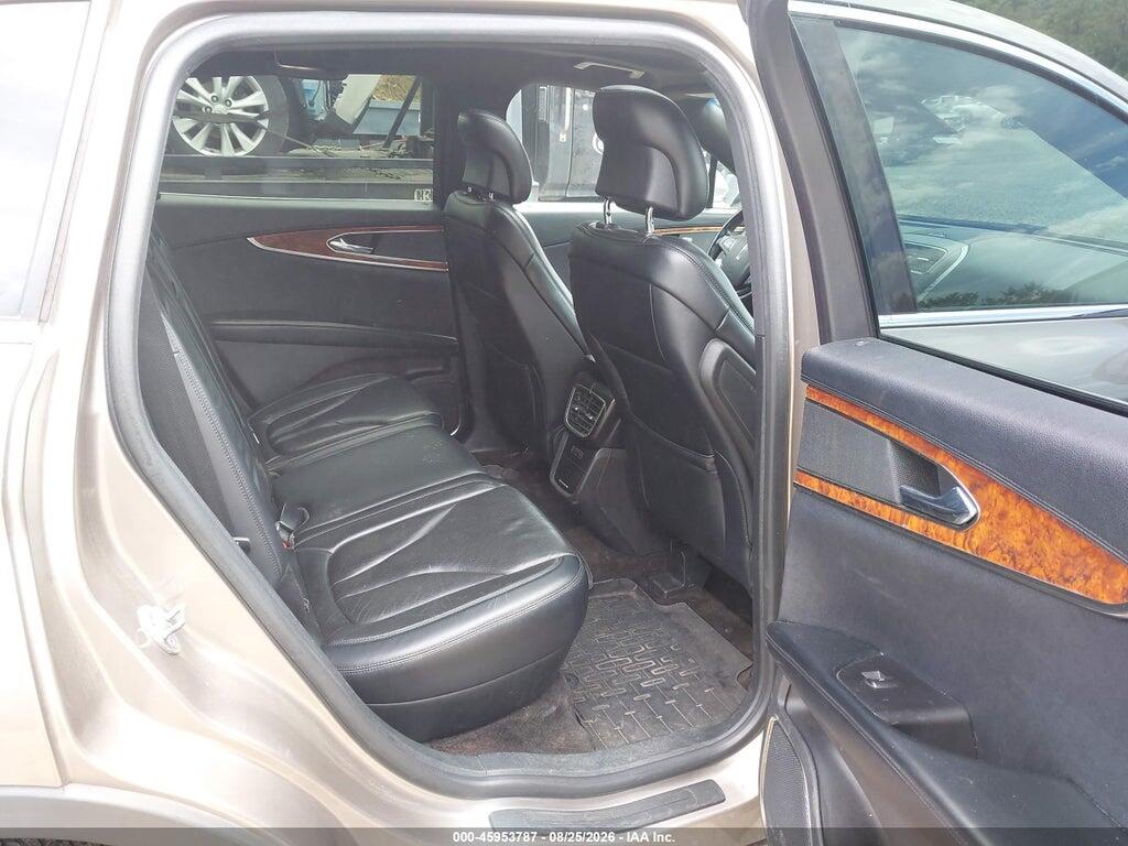 2LMPJ8LR5JBL31144 2018 LINCOLN MKX photo no. 8
