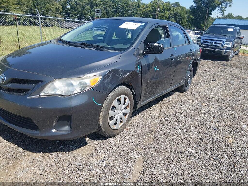 2T1BU4EE4DC077975 2013 TOYOTA COROLLA photo no. 6