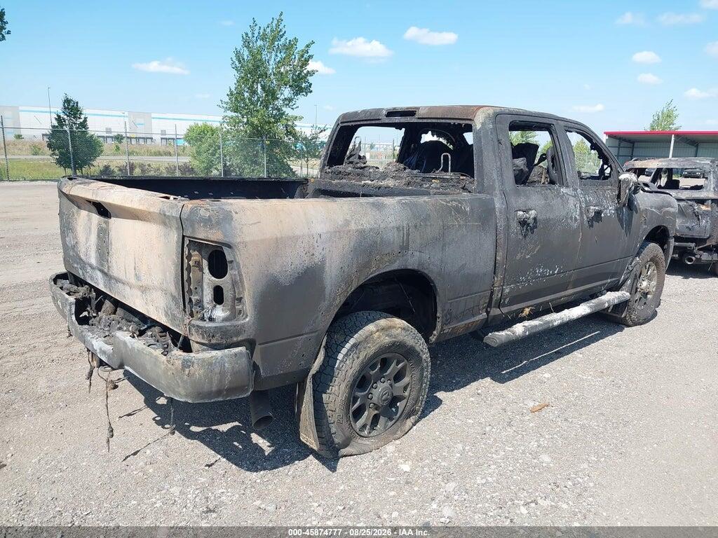 3C6UR5FL5MG569313 2021 RAM 2500 photo no. 4