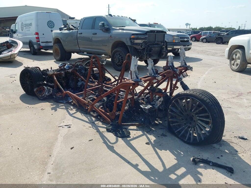 57XAAPHD5L8138003 2020 POLARIS SLINGSHOT photo no. 3
