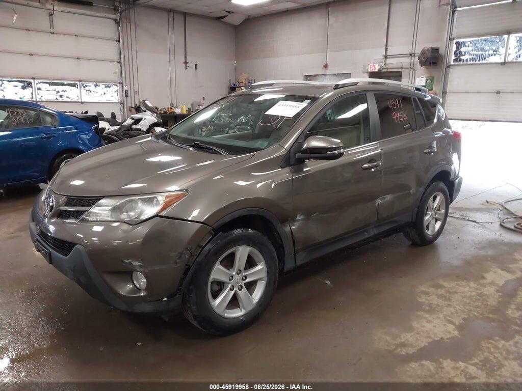 2T3RFREV8DW115204 2013 TOYOTA RAV4 photo no. 2