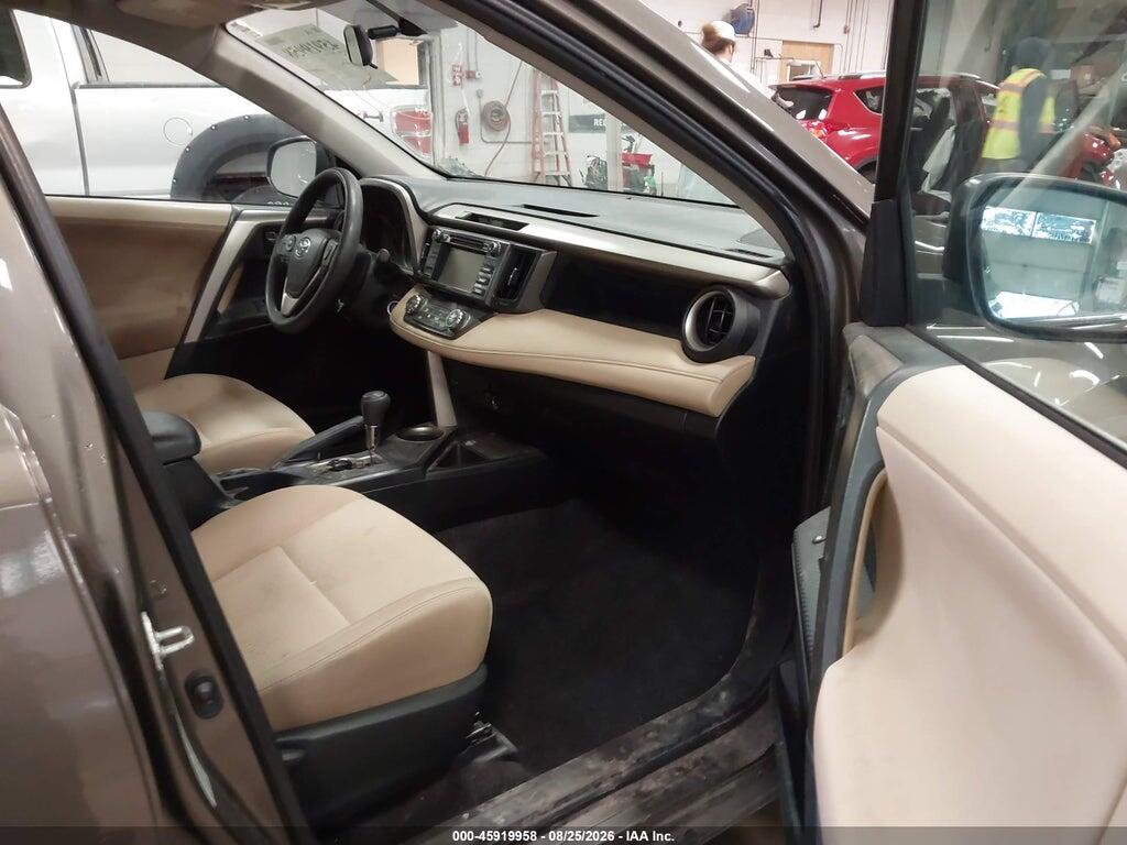 2T3RFREV8DW115204 2013 TOYOTA RAV4 photo no. 5