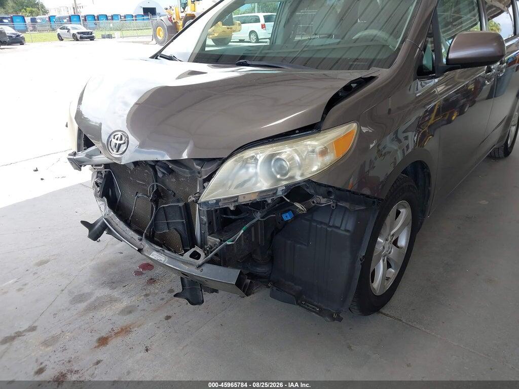 5TDKK3DC1DS383099 2013 TOYOTA SIENNA photo no. 6