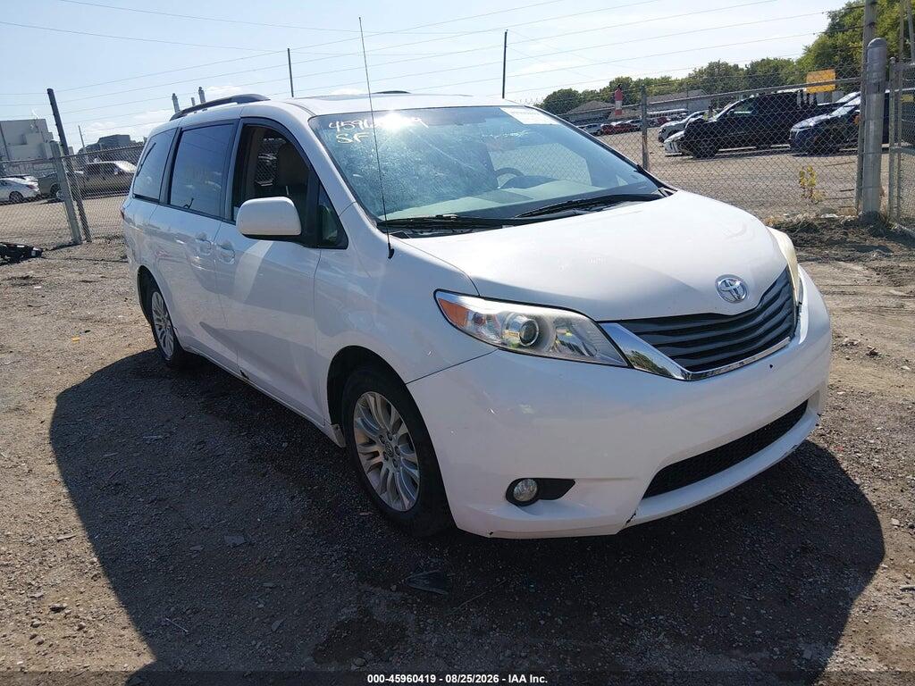 5TDYK3DC4DS335185 2013 TOYOTA SIENNA photo no. 1