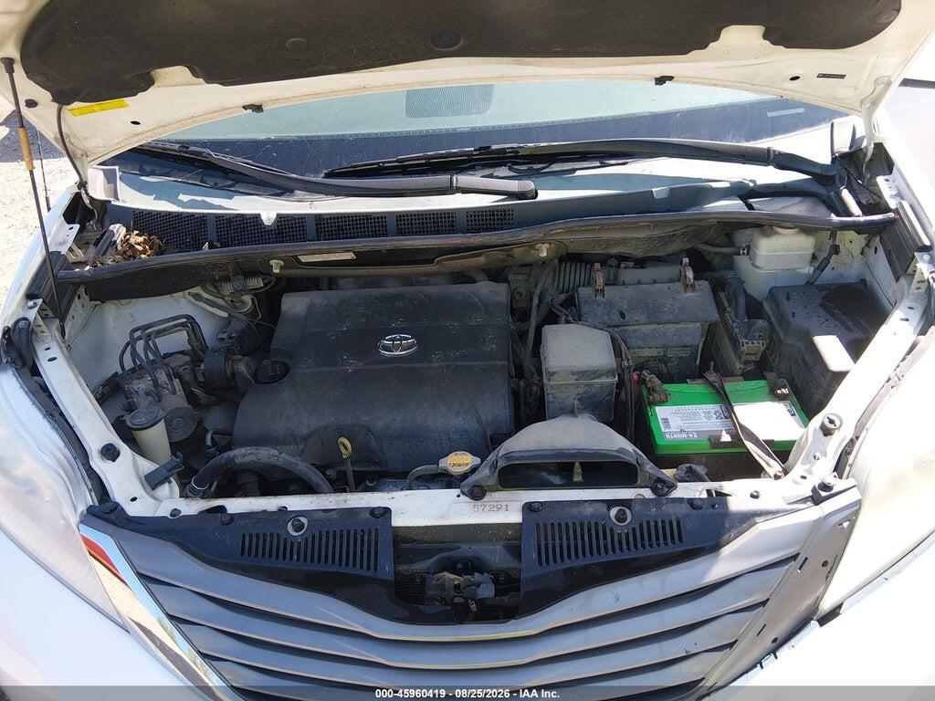 5TDYK3DC4DS335185 2013 TOYOTA SIENNA photo no. 10