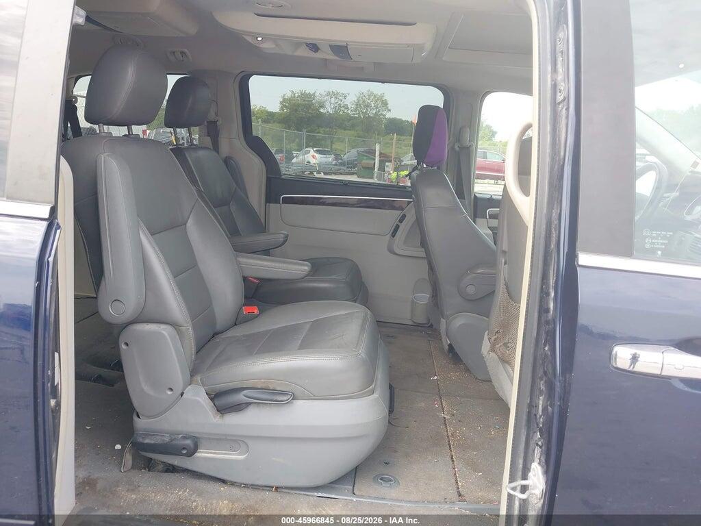 2C4RVADG7DR725760 2013 VOLKSWAGEN ROUTAN photo no. 8