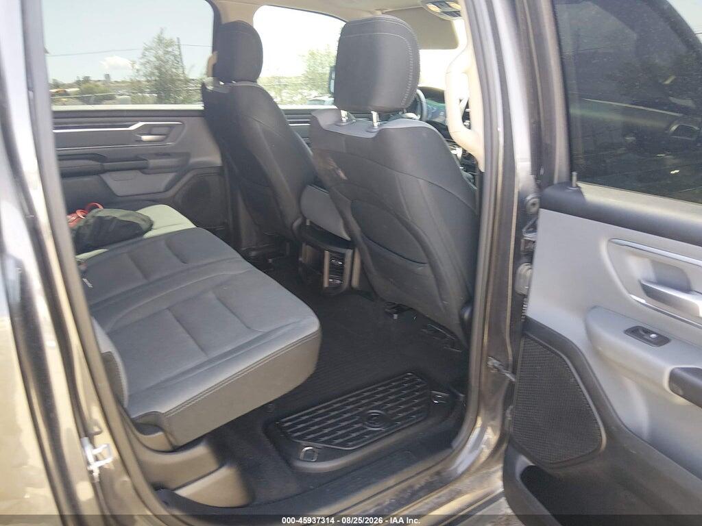 1C6SRFFT2KN637875 2019 RAM 1500 photo no. 8