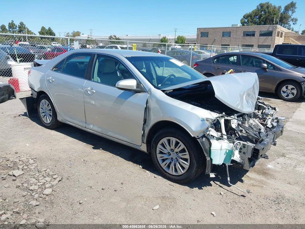 4T4BF1FK3ER427275 2014 TOYOTA CAMRY photo no. 1
