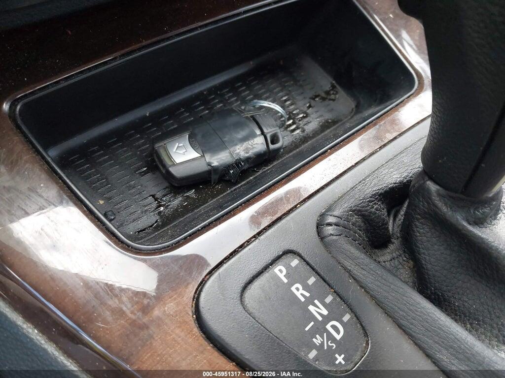 WBAPH7C58BE460131 2011 BMW 328I photo no. 11