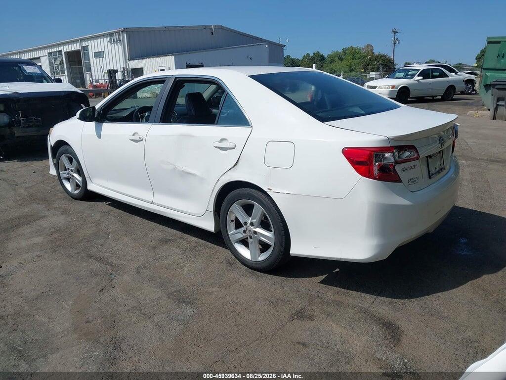 4T1BF1FK3EU414066 2014 TOYOTA CAMRY photo no. 3