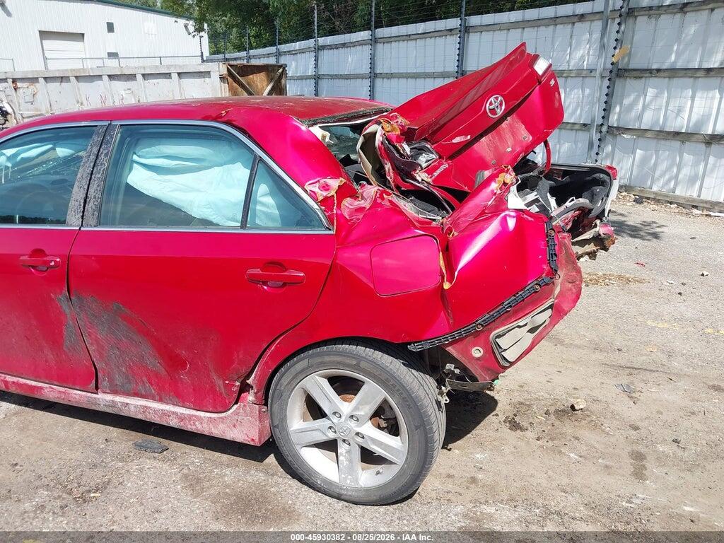 4T1BF1FK6EU754926 2014 TOYOTA CAMRY photo no. 6