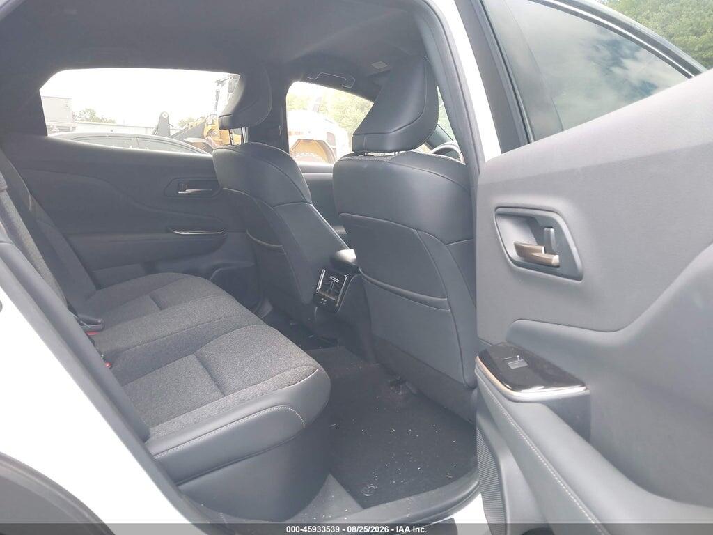 JTDAAAAF5R3024137 2024 TOYOTA CROWN photo no. 8