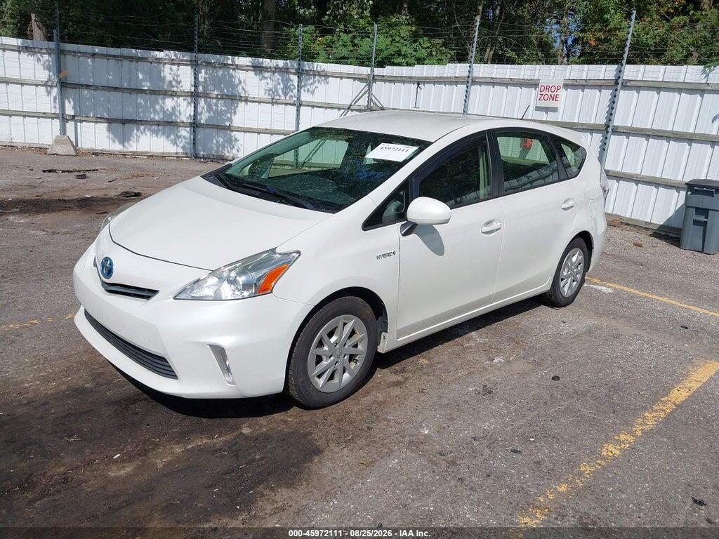 JTDZN3EU7E3363973 2014 TOYOTA PRIUS V photo no. 2