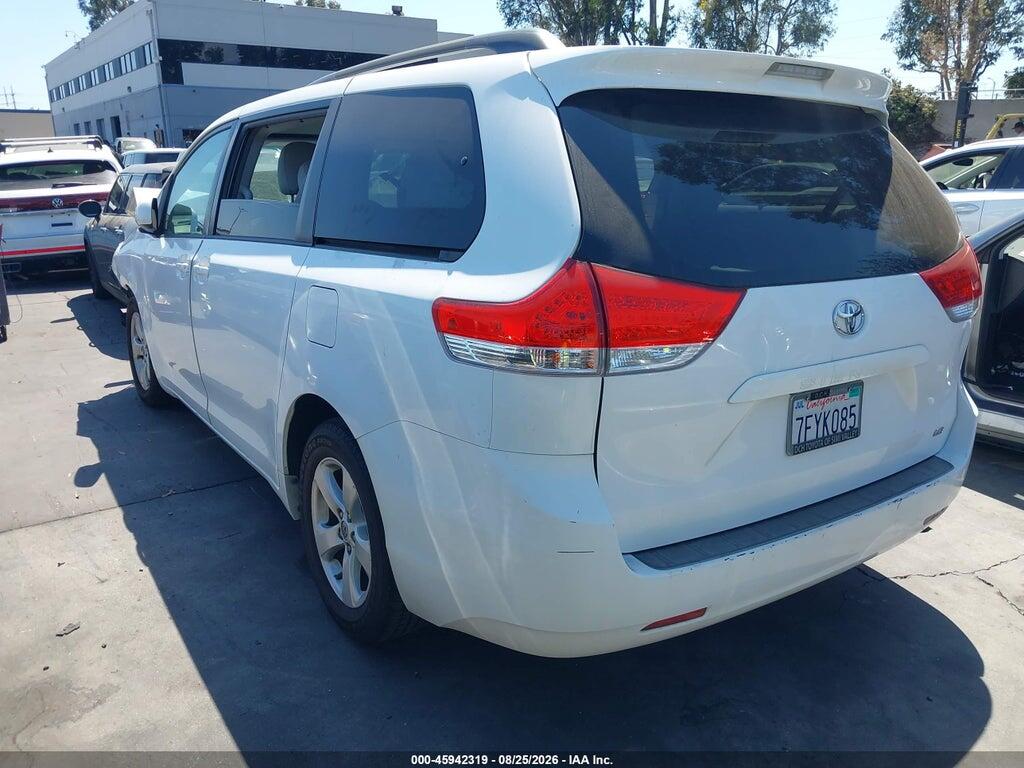 5TDKK3DC6ES454184 2014 TOYOTA SIENNA photo no. 3