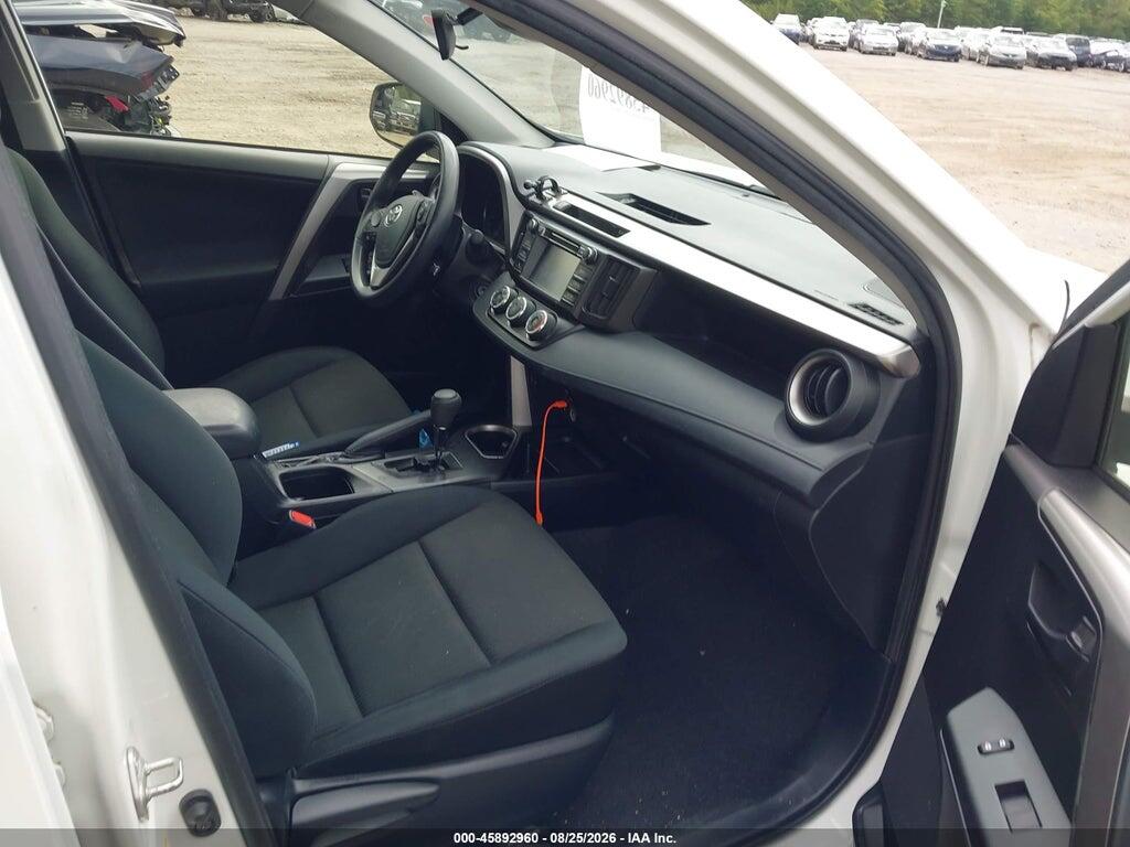 JTMBFREV7HJ709952 2017 TOYOTA RAV4 photo no. 5