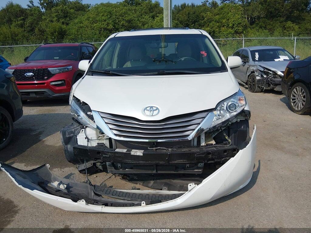 5TDYZ3DC7HS788735 2017 TOYOTA SIENNA photo no. 12