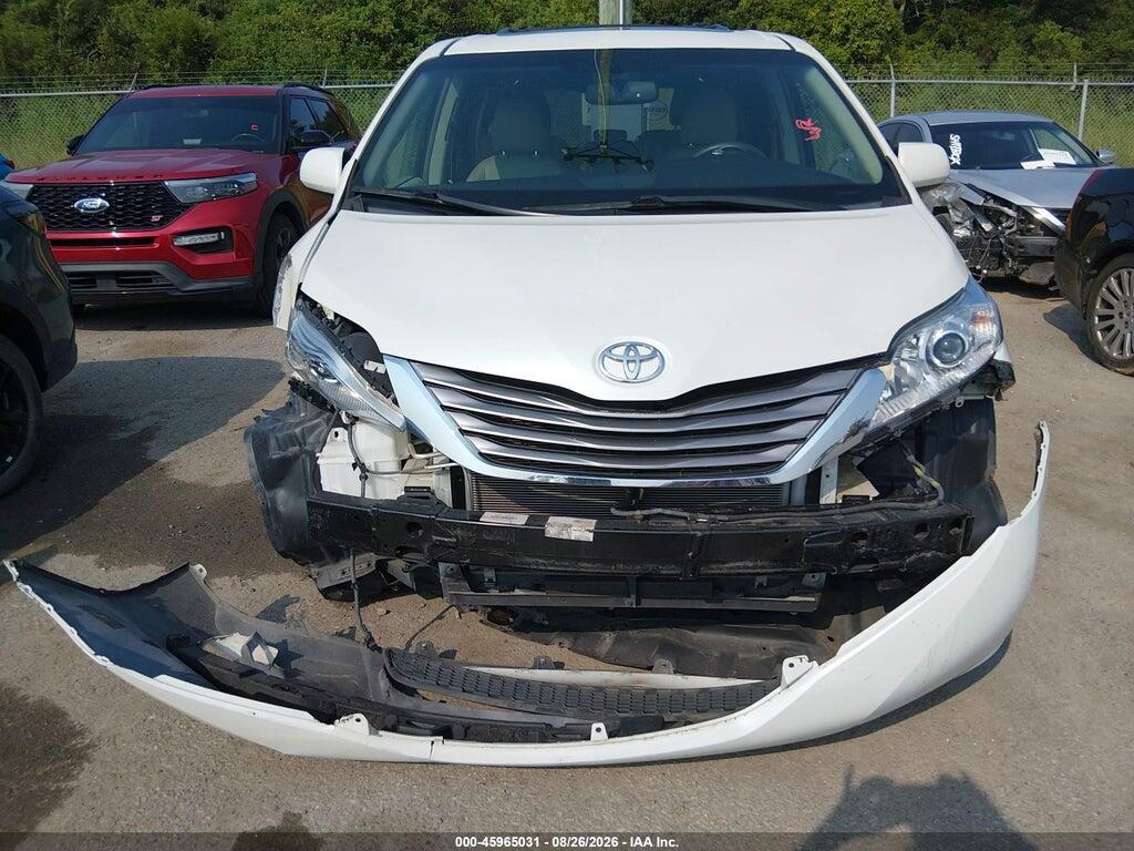 5TDYZ3DC7HS788735 2017 TOYOTA SIENNA photo no. 6