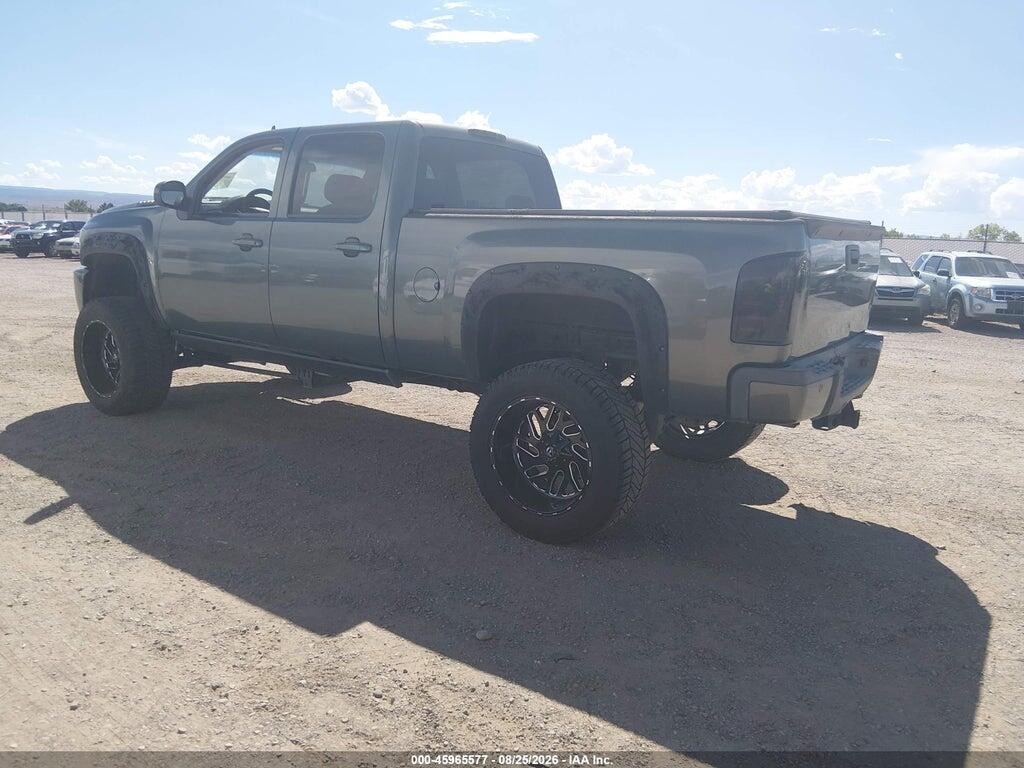 1GC1KYC82BF194092 2011 CHEVROLET SILVERADO 2500HD photo no. 3