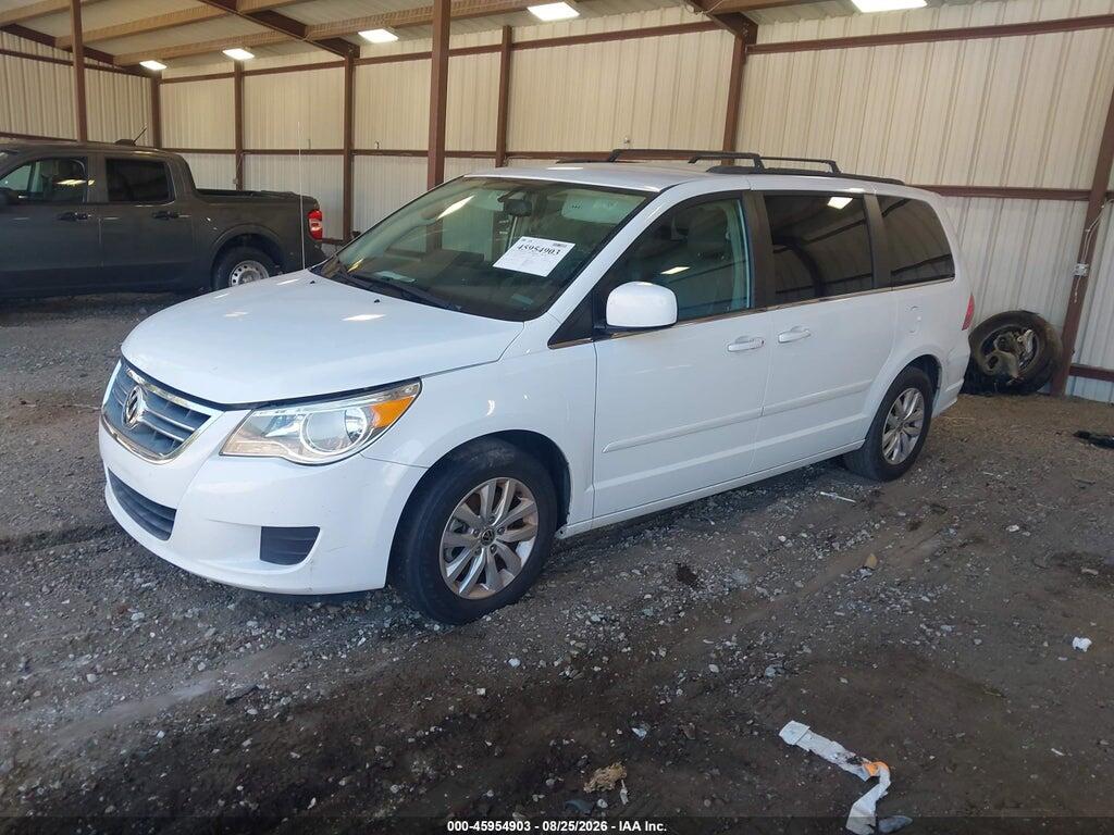 2C4RVABG4ER135178 2014 VOLKSWAGEN ROUTAN photo no. 2