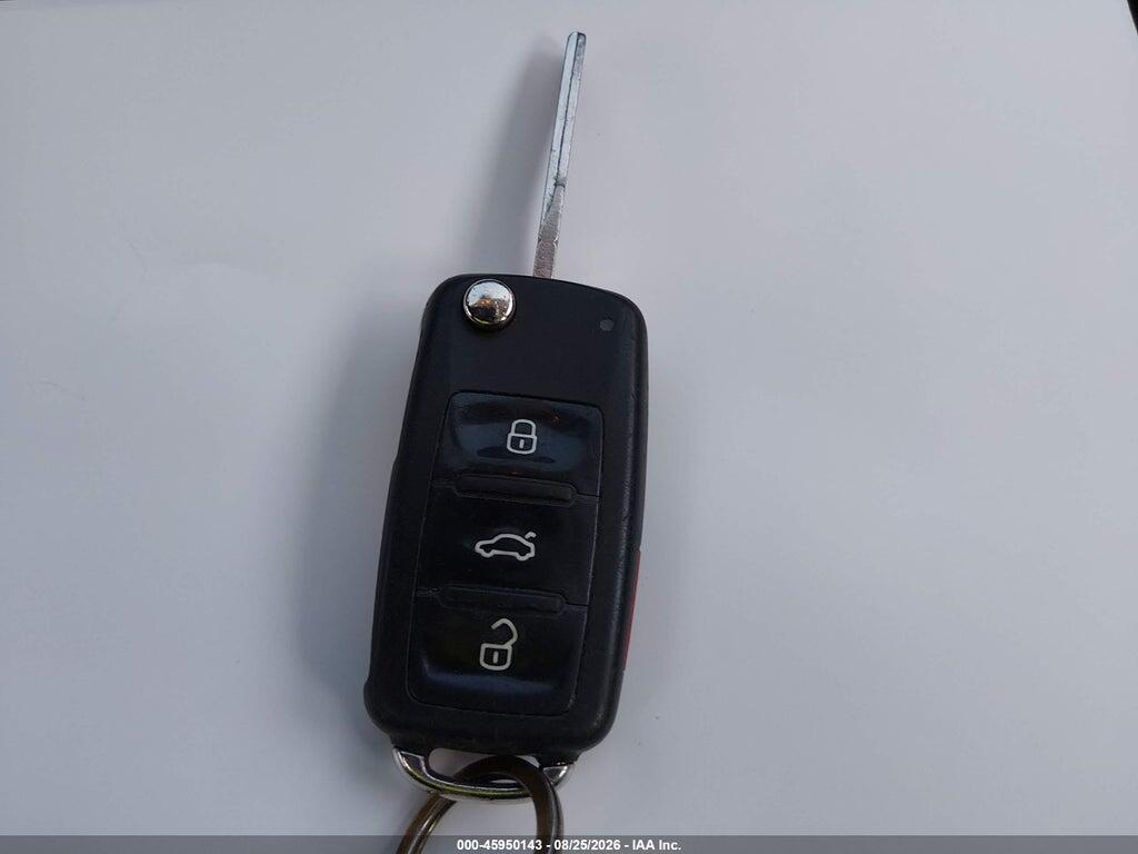 1VWBN7A33EC082157 2014 VOLKSWAGEN PASSAT photo no. 11